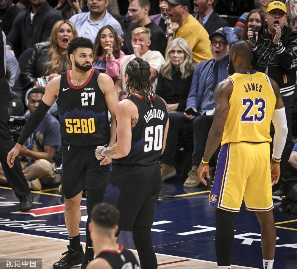 彼此角色的 彼此角色的